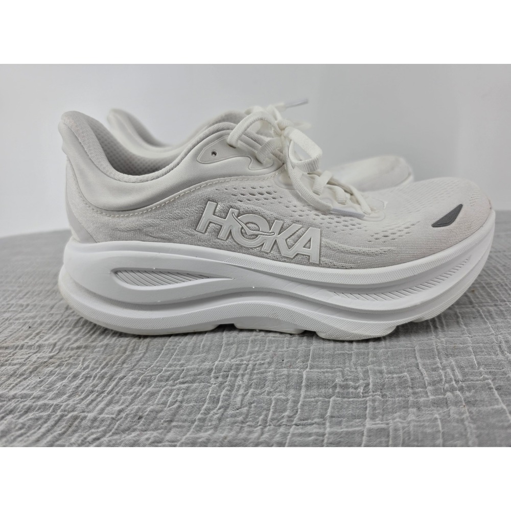 Hoka Bondi 8 White Running Shoes Womens 8B Low Top Sneakers 1127896 White/White